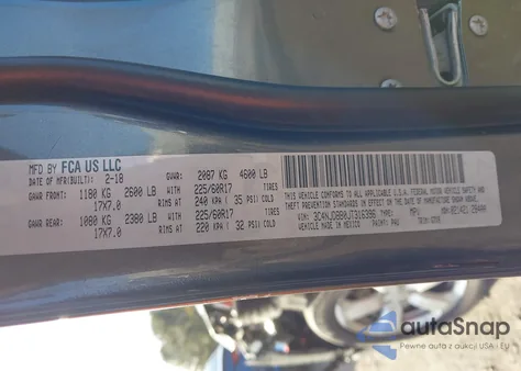 2018 Jeep Compass Latitude 4X4 z USA, uszkodzony, nr VIN 3C4NJDBB0JT316396